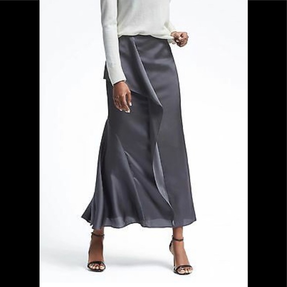Banana Republic Gray Ruffle Maxi Skirt
